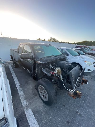 2011 Chevrolet Silverado 1500 Location - Large Trucks & Vans - Row 29 - Stock # H49524