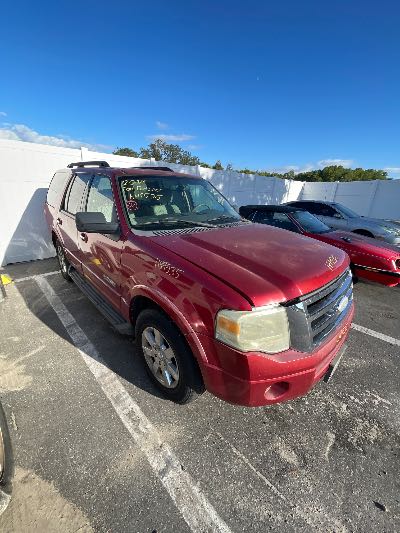 2008 Ford Expedition Location - Large Trucks & Vans - Row 29 - Stock # H49535