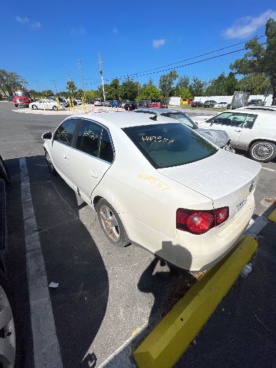 2009 Volkswagen Jetta Location - Imports - Row 7 - Stock # H49537