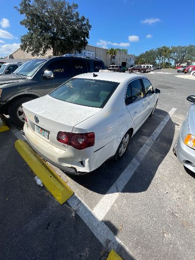 2009 Volkswagen Jetta Location - Imports - Row 7 - Stock # H49537