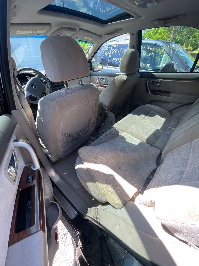 2006 KIA Sorento Location - Imports - Row 1 - Stock # H49449