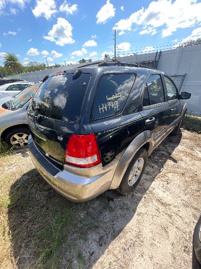 2006 KIA Sorento Location - Imports - Row 1 - Stock # H49449