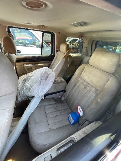 2003 Lincoln Aviator Location - Ford - Row 29 - Stock # H48789