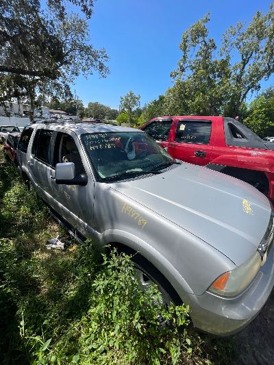 2003 Lincoln Aviator Location - Ford - Row 29 - Stock # H48789