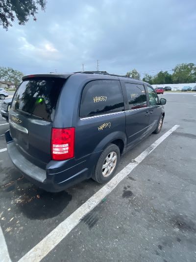 2008 Chrysler Town and Country Location - Chrysler - Row 40 - Stock # H49557