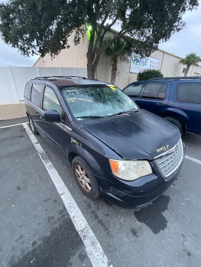 2008 Chrysler Town and Country Location - Chrysler - Row 40 - Stock # H49557