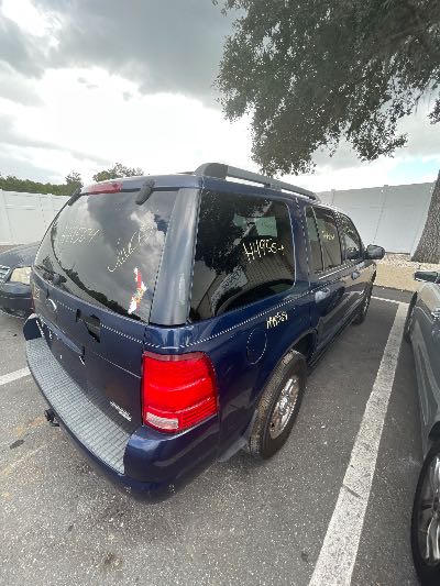 2005 Ford Explorer Location - Ford - Row 37 - Stock # H49564