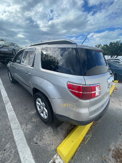 2008 Saturn Outlook Location - GM - Row 25 - Stock # H49571