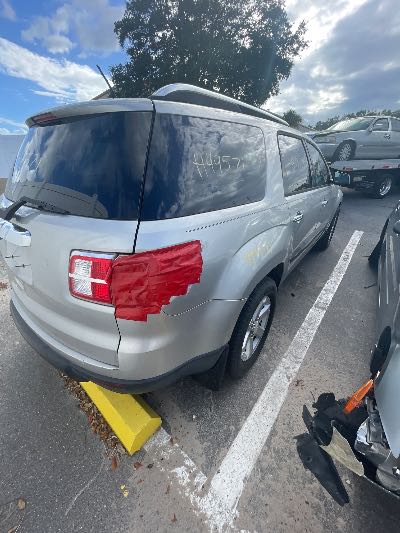 2008 Saturn Outlook Location - GM - Row 25 - Stock # H49571