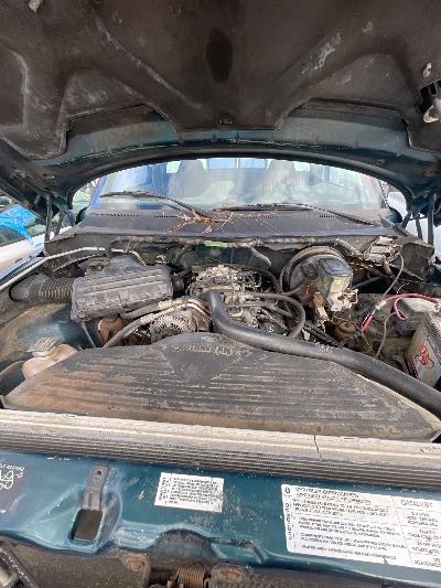 1994 Dodge Ram 2500 Location - Large Trucks & Vans - Row 30 - Stock # H49588