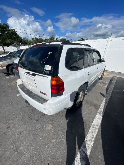 2002 GMC Envoy Location - Large Trucks & Vans - Row 30 - Stock # H49599