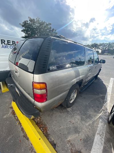 2001 Chevrolet Suburban Location - Large Trucks & Vans - Row 30 - Stock # H49602