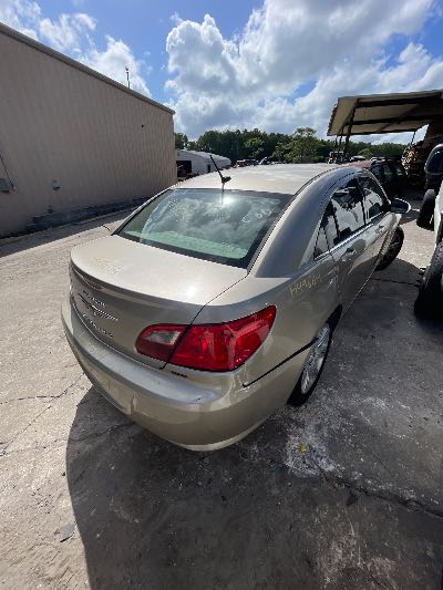 2009 Chrysler Sebring Location - Chrysler - Row 38 - Stock # H49604
