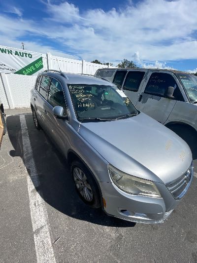 2010 Volkswagen Tiguan Location - Imports - Row 18 - Stock # H49635