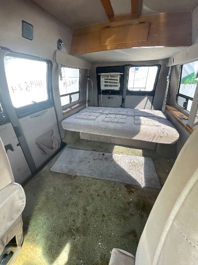 1995 Dodge Ram Van Location - Large Trucks & Vans - Row 17 - Stock # H49634