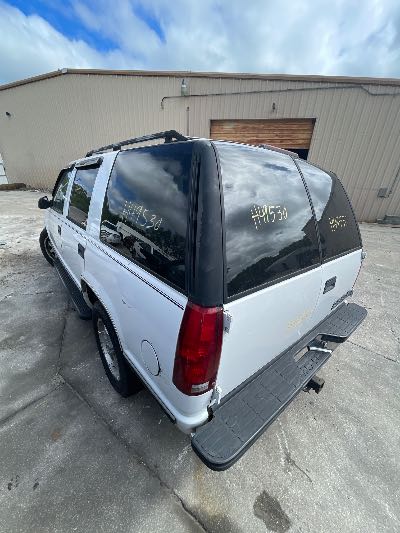 1999 Chevrolet Tahoe Location - Large Trucks & Vans - Row 31 - Stock # H49530