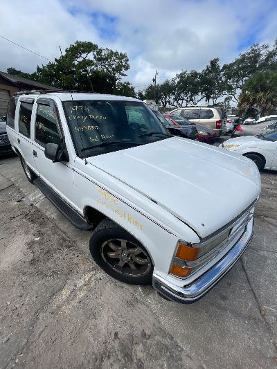 1999 Chevrolet Tahoe Location - Large Trucks & Vans - Row 31 - Stock # H49530