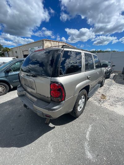 2002 Chevrolet TrailBlazer Location - GM - Row 26 - Stock # H49621