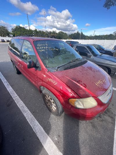 2003 Chrysler Town & Country Location - Chrysler - Row 40 - Stock # H49633