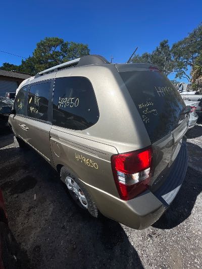 2007 Kia Sedona Location - Imports - Row 12 - Stock # H49650