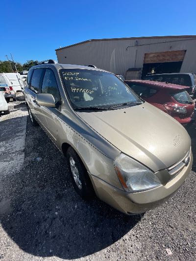 2007 Kia Sedona Location - Imports - Row 12 - Stock # H49650