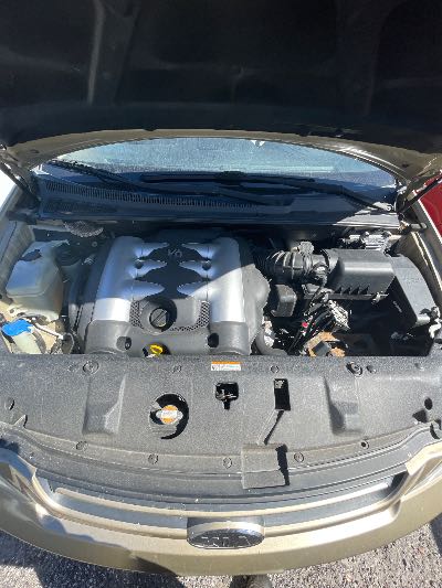 2007 Kia Sedona Location - Imports - Row 12 - Stock # H49650