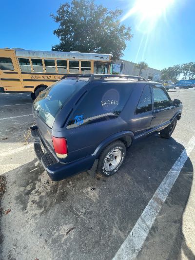 2000 Chevrolet Blazer Location - GM - Row 27 - Stock # H49666