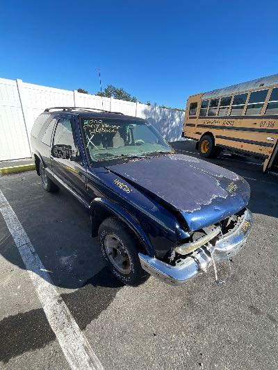 2000 Chevrolet Blazer Location - GM - Row 27 - Stock # H49666