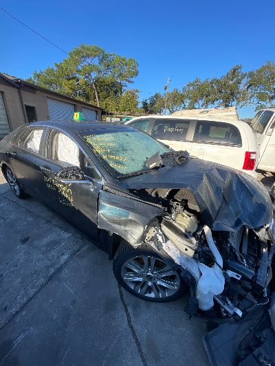 2014 Lincoln MKZ Hybrid Location - Ford - Row 27 - Stock # H49657