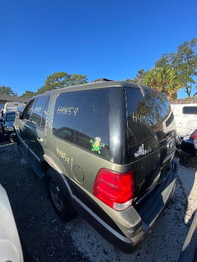 2003 Ford Expedition Location - Large Trucks & Vans - Row 48 - Stock # H49659