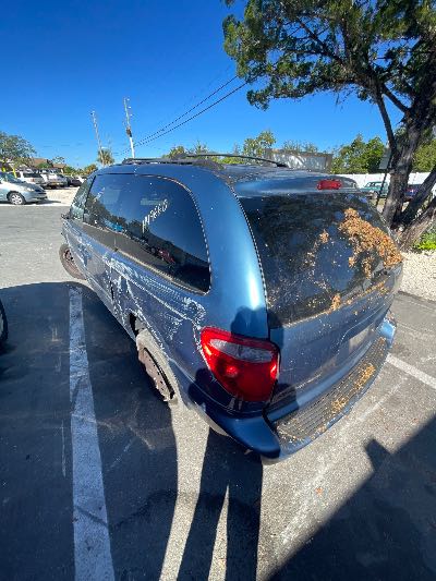 2006 Dodge Grand Caravan Location - Chrysler - Row 41 - Stock # H49660