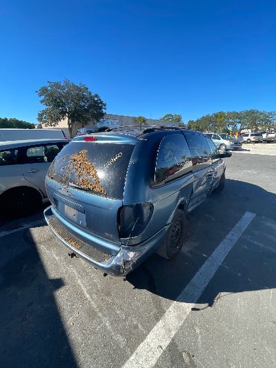 2006 Dodge Grand Caravan Location - Chrysler - Row 41 - Stock # H49660