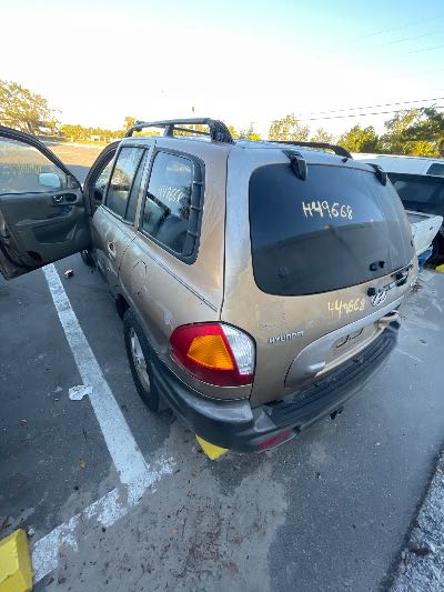 2004 Hyundai Santa Fe Location - Imports - Row 18 - Stock # H49668