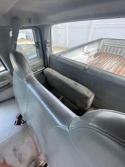 2006 Ford F-250 SD Location - Large Trucks & Vans - Row 32 - Stock # H49706