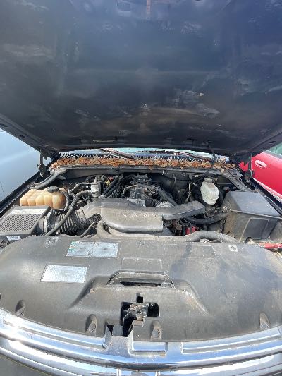 2004 Chevrolet Tahoe Location - Large Trucks & Vans - Row 31 - Stock # H49707