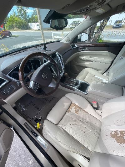 2010 Cadillac SRX Location - GM - Row 28 - Stock # H49677