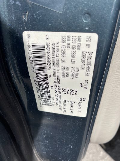 2006 Chrysler Town & Country Location - Chrysler - Row 41 - Stock # H49716
