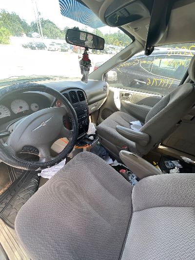 2006 Chrysler Town & Country Location - Chrysler - Row 41 - Stock # H49716
