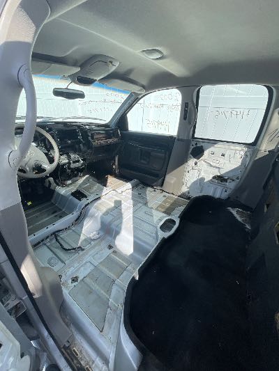 2002 Dodge Ram 1500 Location - Large Trucks & Vans - Row 32 - Stock # H49715