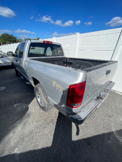 2002 Dodge Ram 1500 Location - Large Trucks & Vans - Row 32 - Stock # H49715