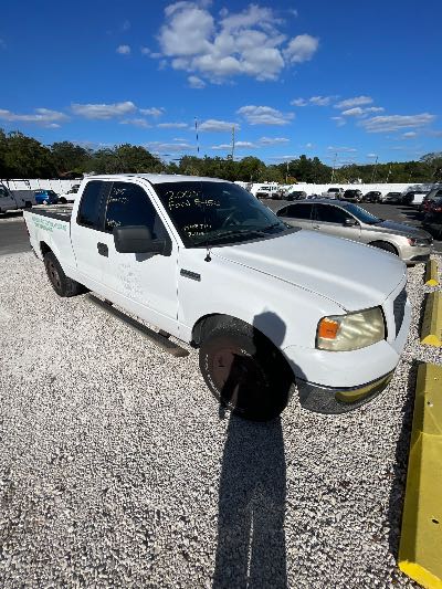 2005 Ford F-150 Location - Large Trucks & Vans - Row 48 - Stock # H49714