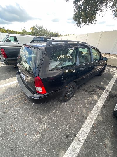 2006 Ford Focus Wagon Location - Ford - Row 37 - Stock # H49732