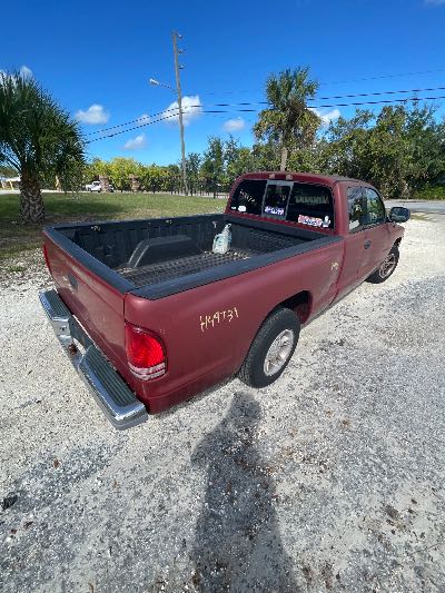 2000 Dodge Dakota Location - Large Trucks & Vans - Row 32 - Stock # H49731