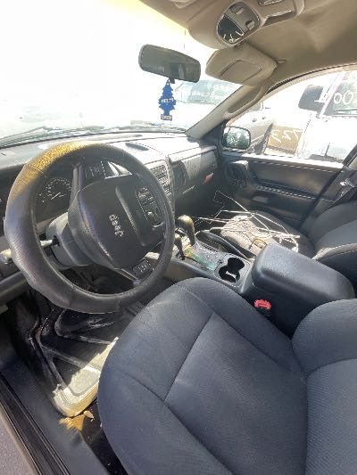 2002 Jeep Grand Cherokee Location - Chrysler - Row 41 - Stock # H49723