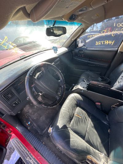 2001 Dodge Durango Location - Chrysler - Row 41 - Stock # H49728