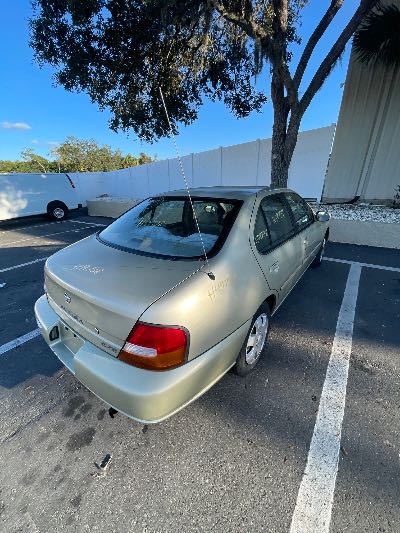 1998 Nissan Altima Location - Imports - Row 15 - Stock # H49738