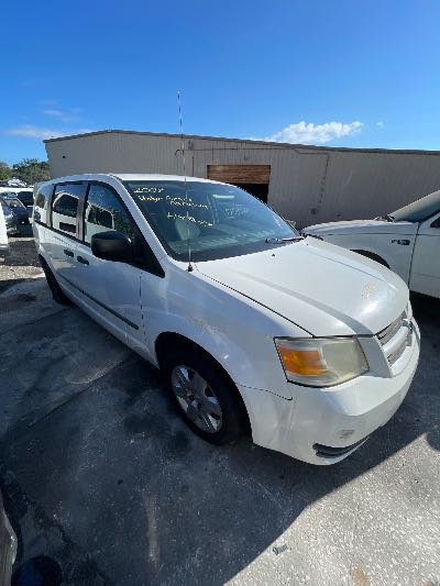 2008 Dodge Grand Caravan Location - Chrysler - Row 43 - Stock # H49647
