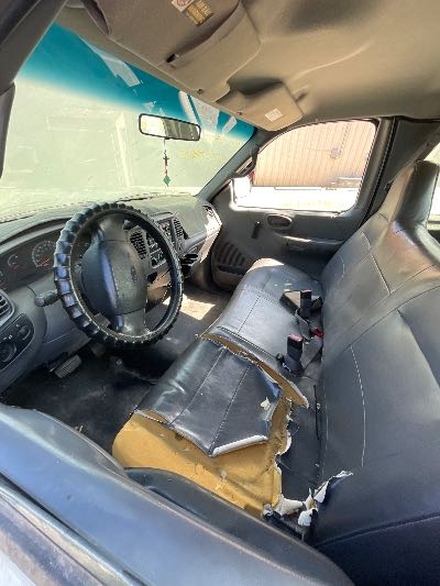 2001 Ford F-150 Location - Large Trucks & Vans - Row 49 - Stock # H49735