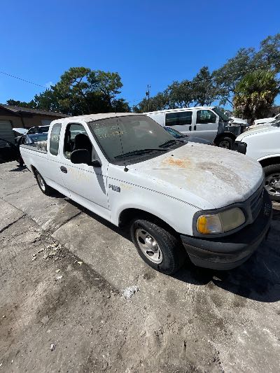 2001 Ford F-150 Location - Large Trucks & Vans - Row 49 - Stock # H49735