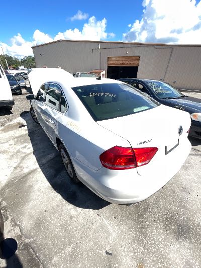 2013 Volkswagen Passat Location - Imports - Row 15 - Stock # H49741